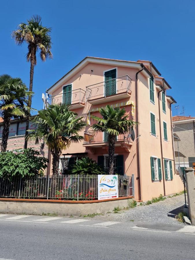 阿尔本加Palm House公寓 外观 照片